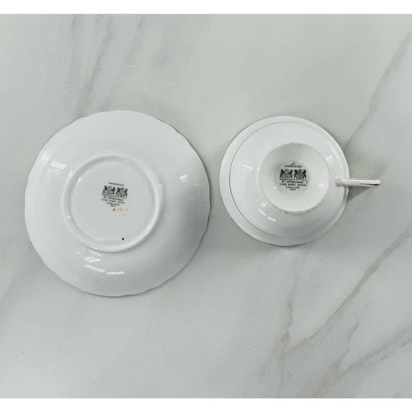 PARAGON Lilac Purple Pink Teacup & Saucer - Picture 3 of 9